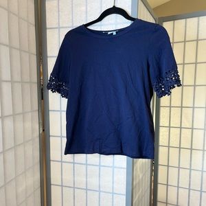 Draper James blue tee with lace sleeves